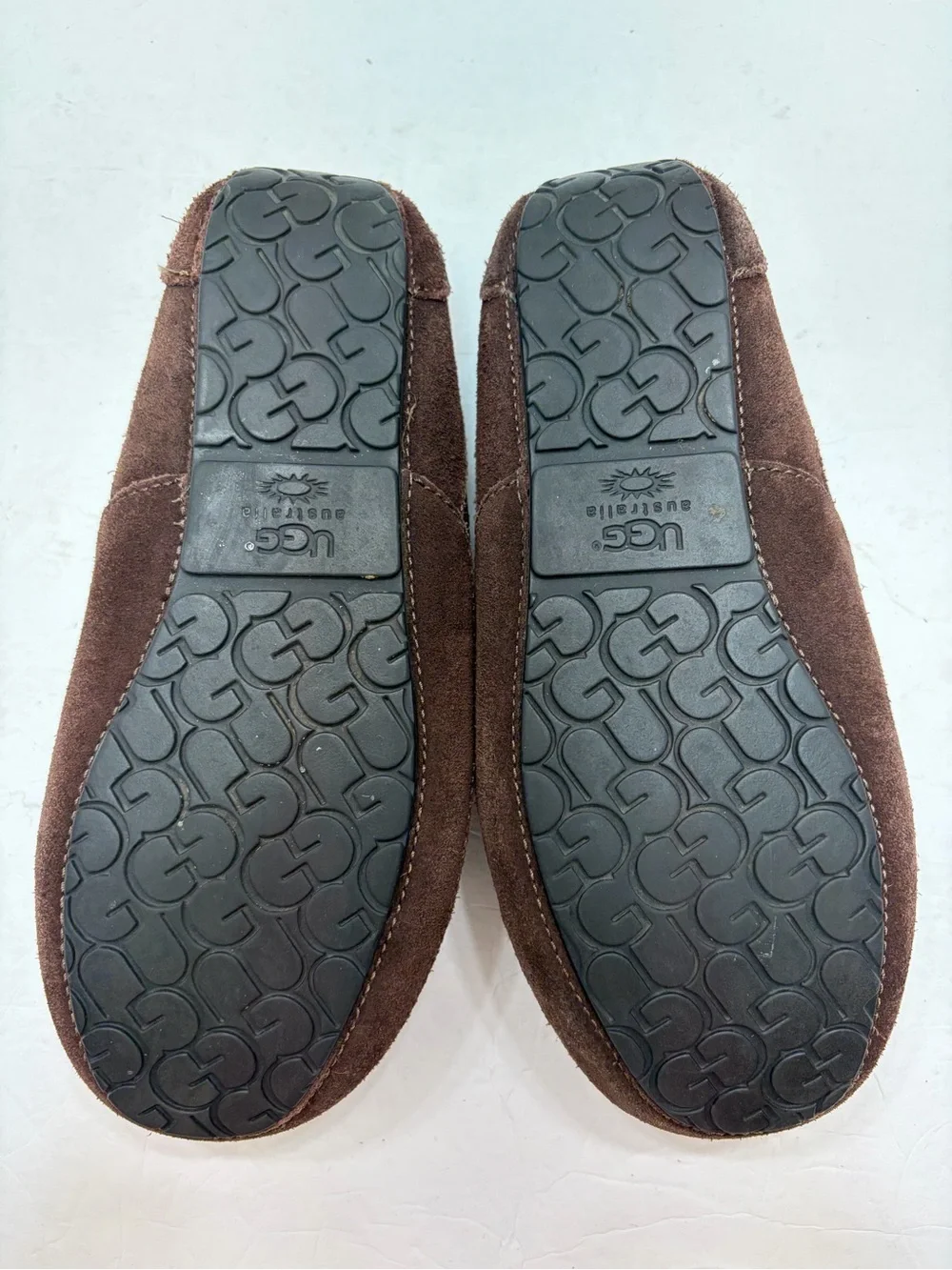 UGG Kids/Youth Ascot Slipper Espresso Brown Size US 4 (Womens US 6 / EU 34)